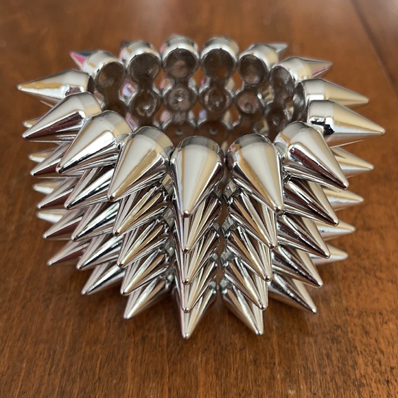 COPY - Metallic Spike Bracelet - Picture 3 of 3